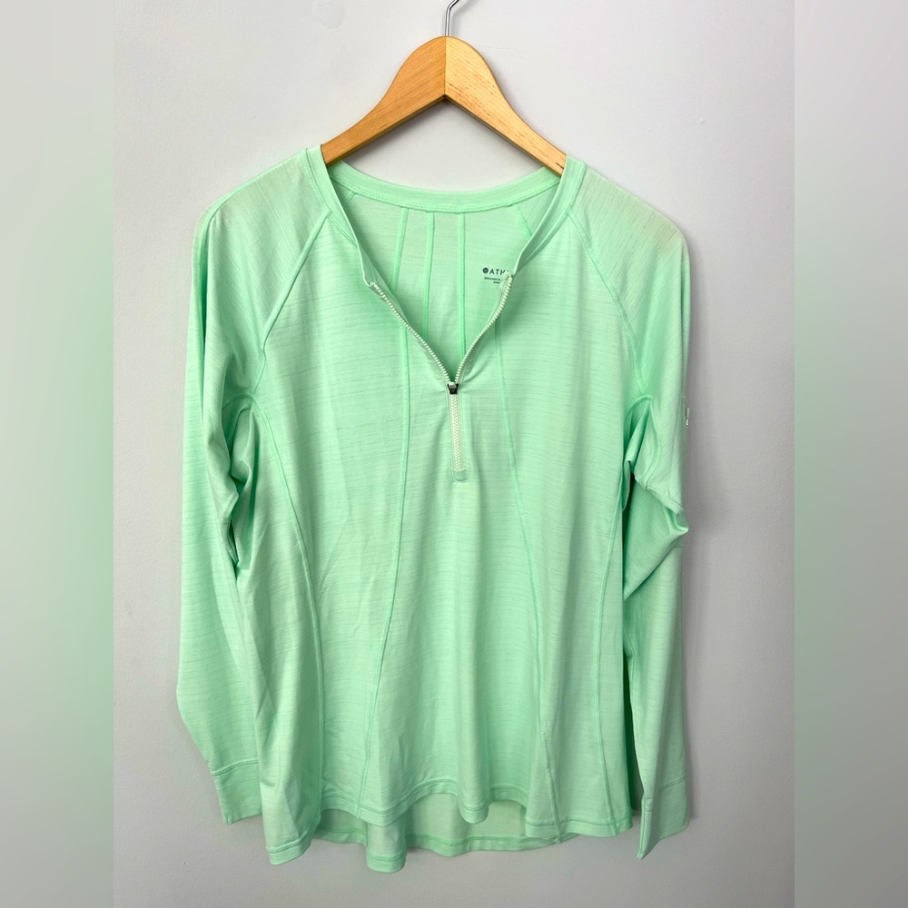 Athleta Pacifica Top in size Large Petite (LP)